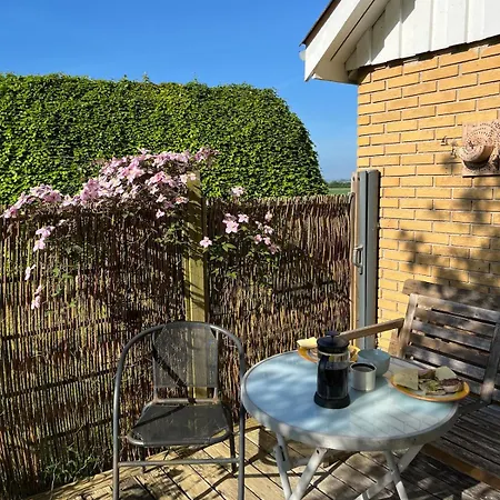 Nordic Countryside Retreat With Open Views Hébergement de vacances *